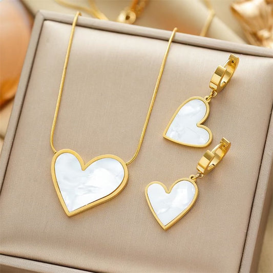 Goldenes Herz-Schmuckset